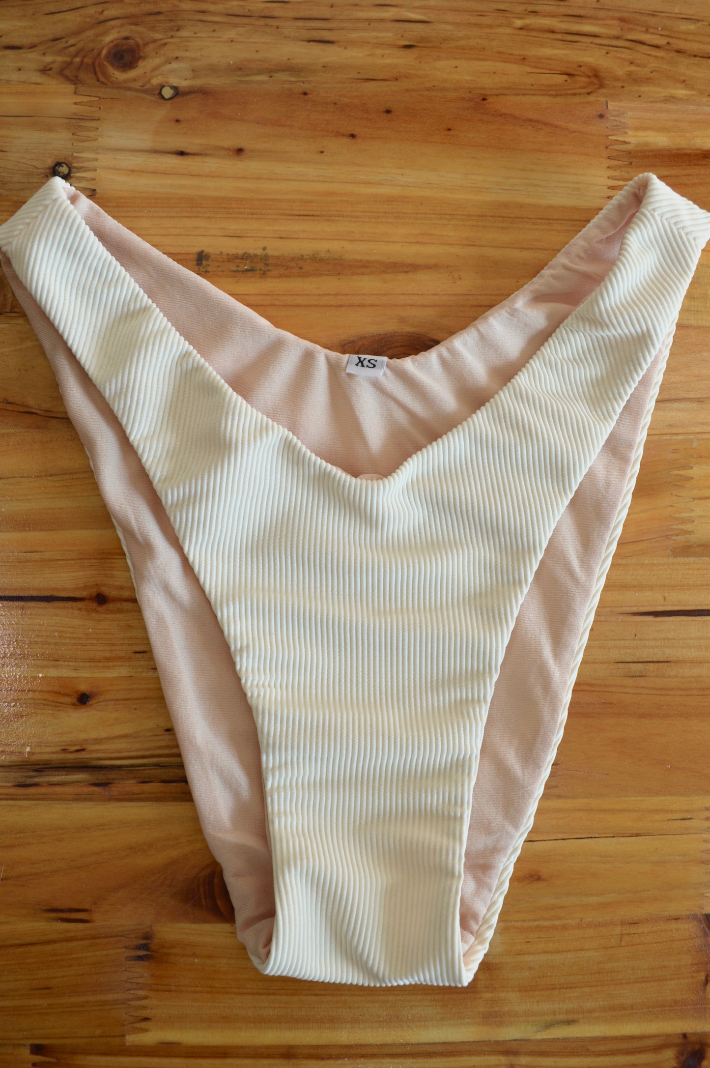 The Ribbed Ivory Bottom