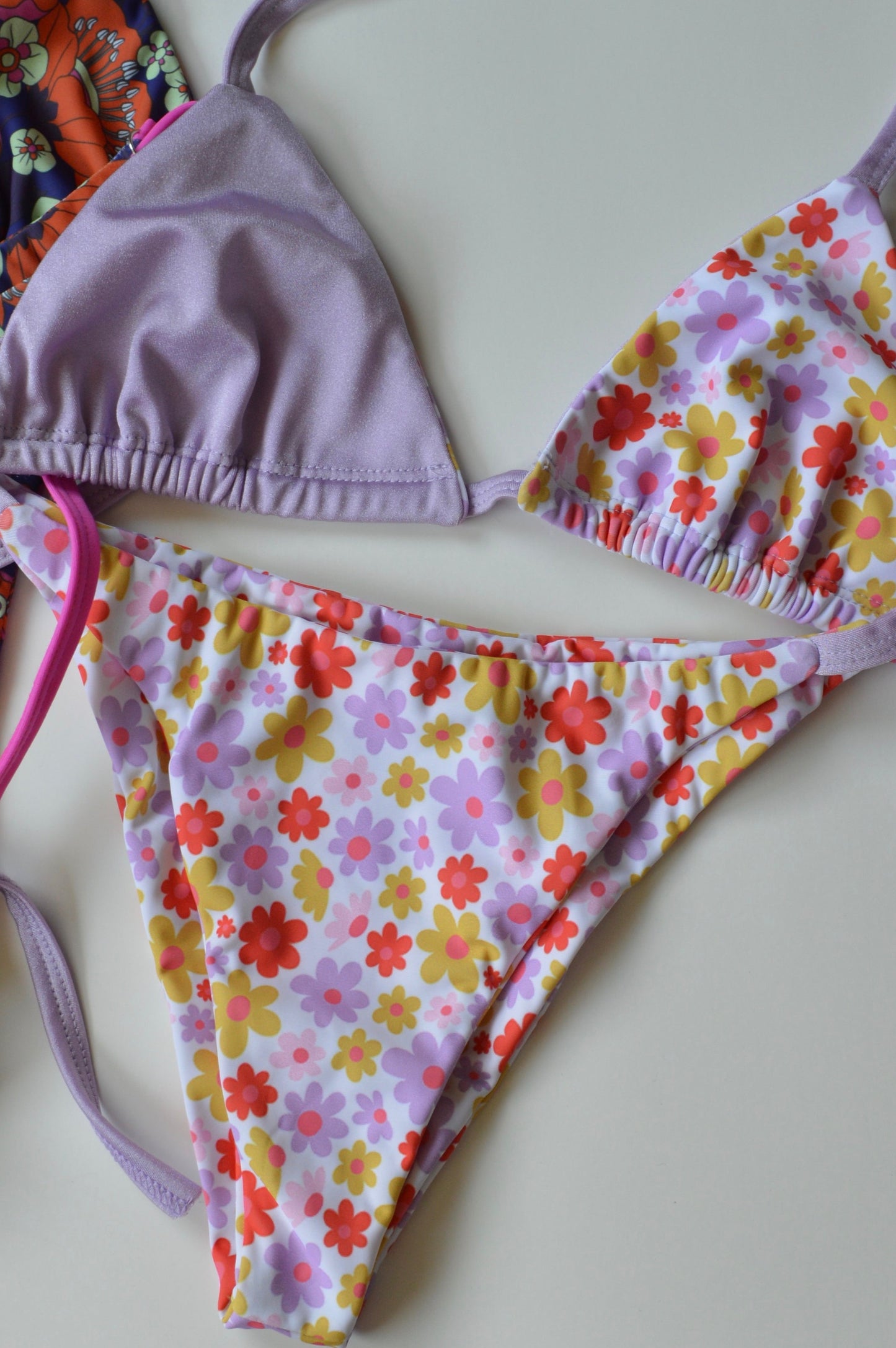 The Wild Daisy Bottom