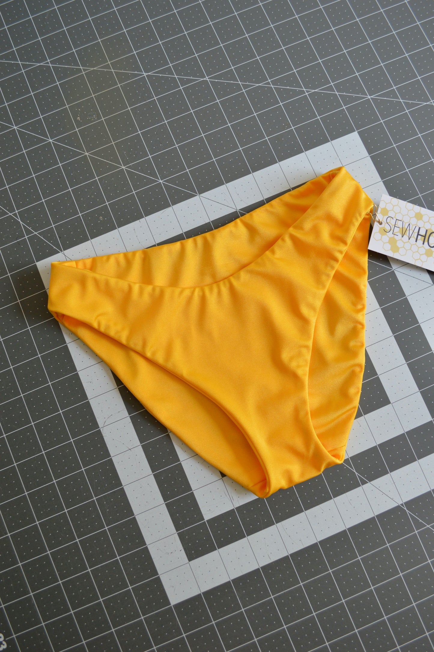 The Amber Bottom image 0